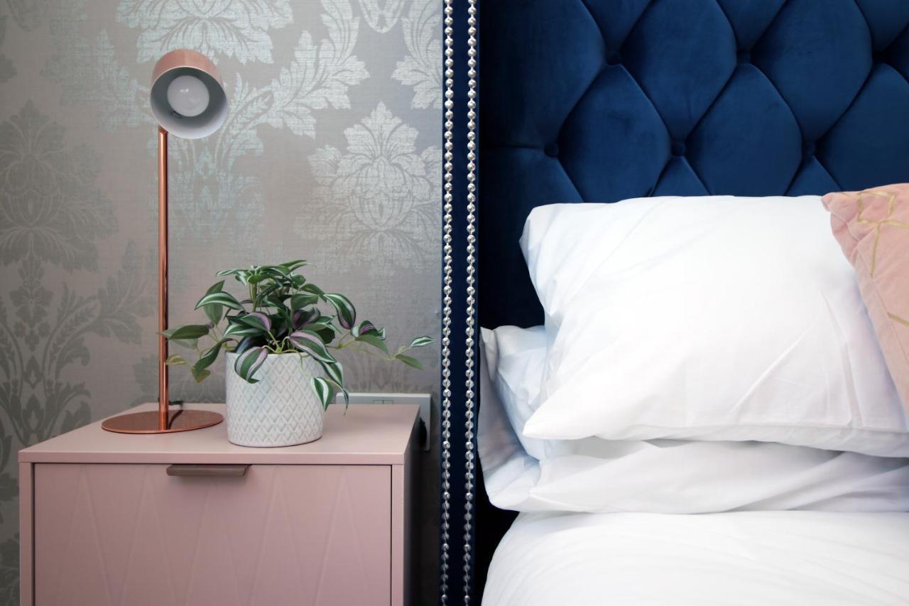 The View - Long Stay Offer - Modern Central Apartment And Parking By Cto Serviced Apartments Cardiff Exterior photo